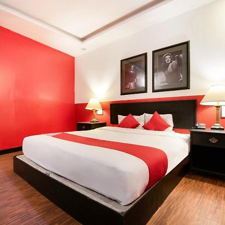 אנגלס Oyo 432 Diamondwood Hotel מראה חיצוני תמונה
